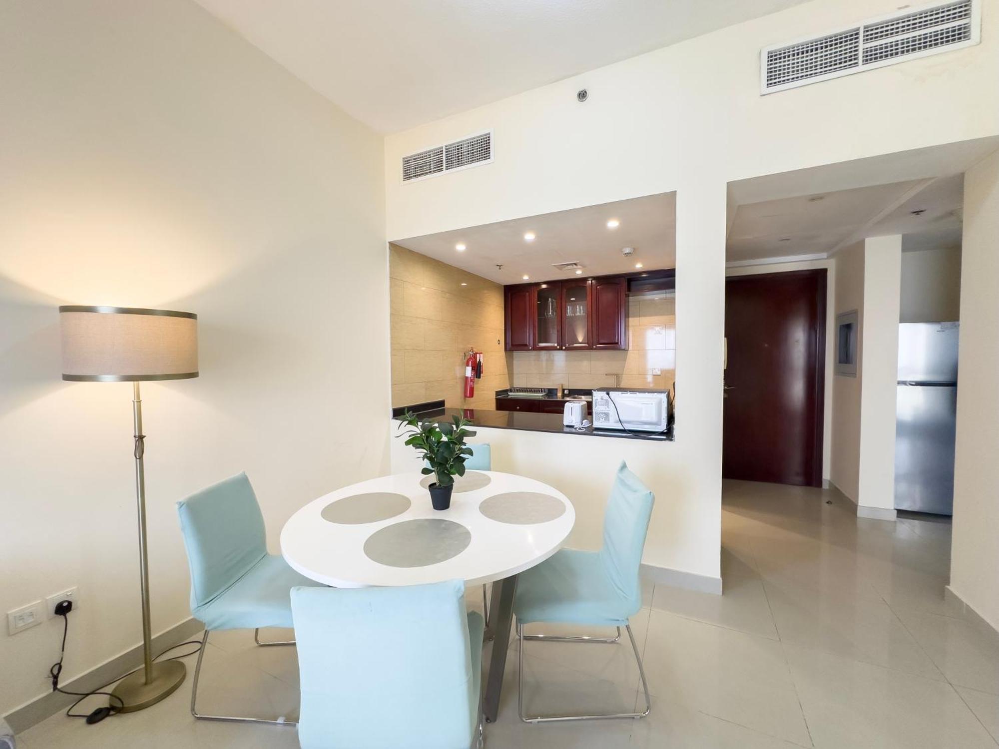 Apartment Blue Collection Homes - Al Hamra Village *